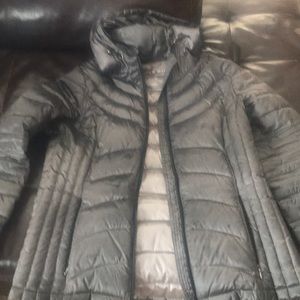 Andrew Marc packable light weight down jacket
